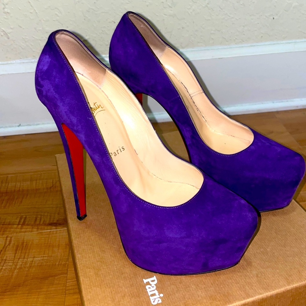 LIKE NEW RARE PURPLE CHRISTIAN LOUBOUTIN